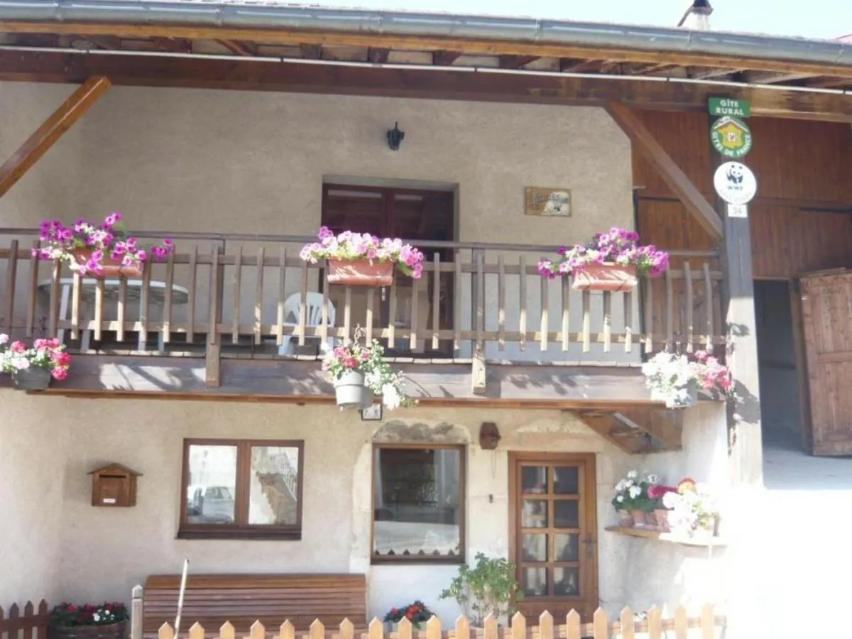 Holiday home Gite Giron, 3 Pieces, 4 Personnes - Fr-1-493-17